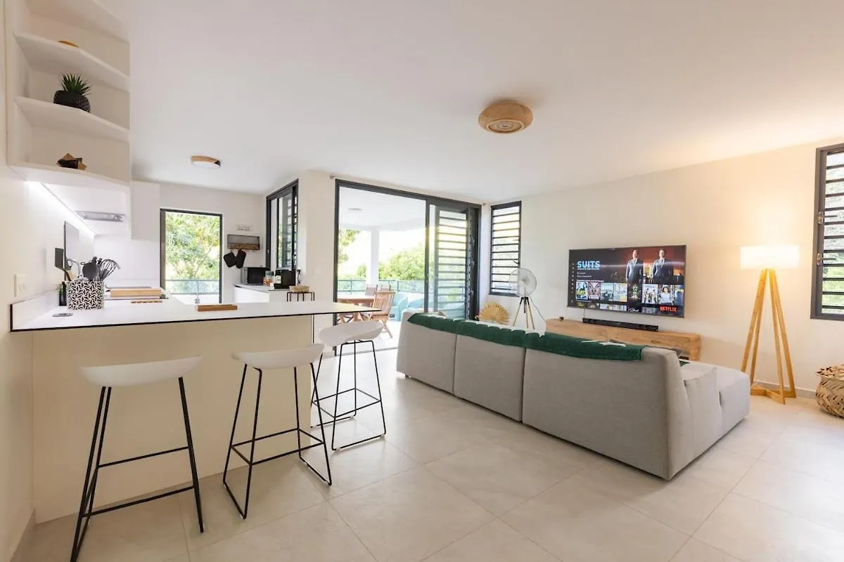 Apartment Maraea Deluxe Apt 2Br 2Ba With Pool View Near Tahiti Airport Avae